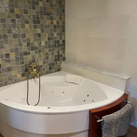 La Casa De La Tia Majita *